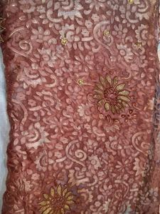 i am Selling very heavy saree never wear