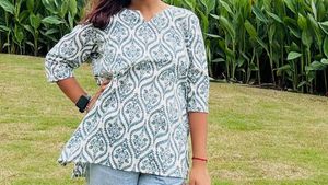 Patterned Tunic Top