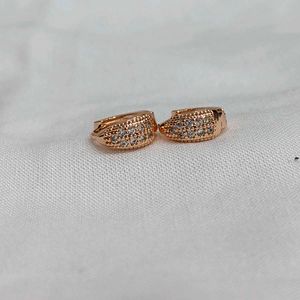 Sparkling Gold Hoop Earrings