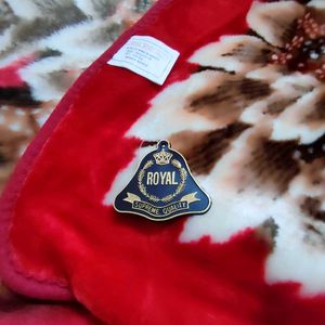 Red Floral Pattern Blanket