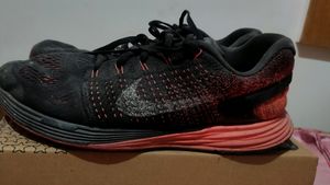 Price Drop✨ Nike Lunarglide 7 VII Flyknit Black Red Mens Running Shoes