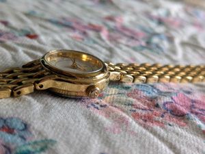 D&#39;signer Gold plated ladies watch