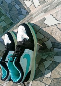 Air Jordan 1 Low White/Black-Island Green