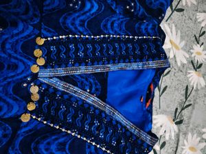 RangritiWomen Chevron Print Anarkali Kurta
