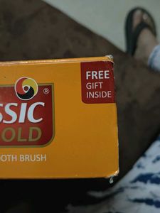 Classic Gold Sumo Toothbrush