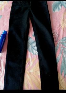 New Black Skinny Jean