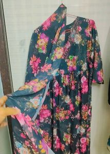 Floral Embellished  Kameez &amp; Dupatta