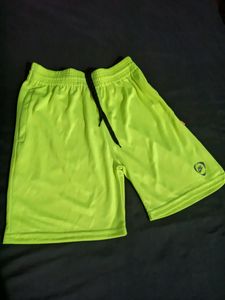 Neon Shorts Nike ✔️ 💚