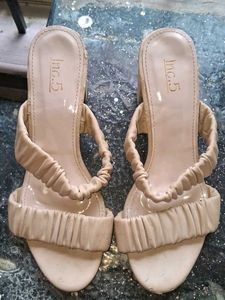 INC.5 Heels