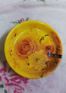 Fiber Plates With Beautiful Flower Design