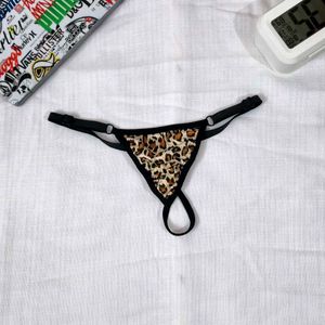 Cartoon &amp; Leopard Print Thongs