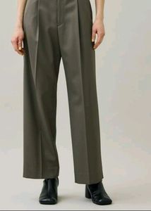 Olive Green Sequal Pleared Trousers