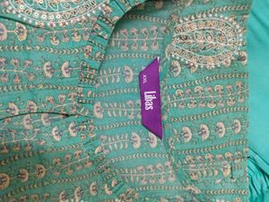 Embroided Kurta Set