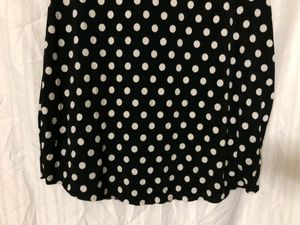 Black Sleeveless Top
