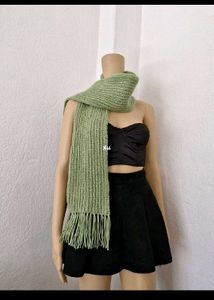 Green Knitted Scarf with Fringe