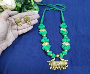 I Want To Sell This Handmade Golden Jewellery Set