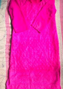 Elegant Pink Embroidered Kurta
