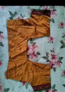 Beautiful Paisley Design Saree