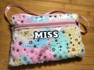 Fuzzy 'MISS' Star Purse❤️