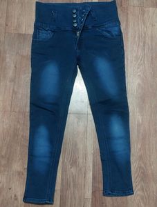 High Waisted Dark Blue Jeans