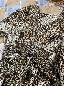 Leopard Print Tie-Waist Top