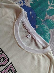 2 T-shirts For Women