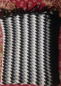 Stylish Black &amp; White woolen shawl