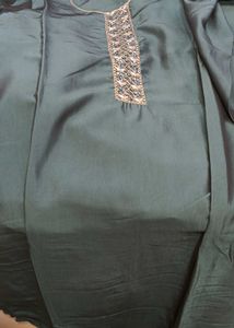 Elegant Blue Embroidered Kurta