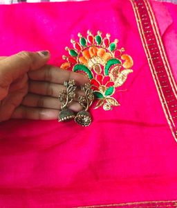 Saree With Earrings