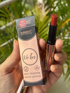 NEW! Insight 24hr Matte Non Transfer Lipstick - 05