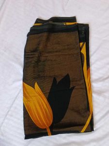 Elegant Floral Print Saree combo