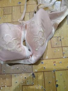 Lace Detail Padded Bra