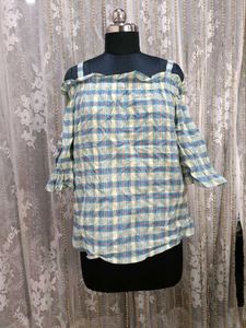 Off Shoulder Crop Top