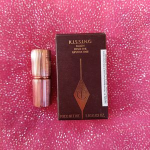 Charlotte Tilbury Kissing Lipstick