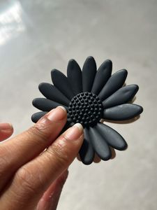 Hair clips