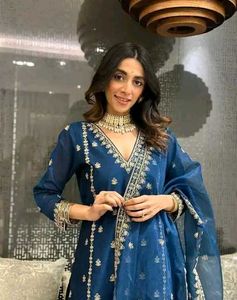 Elegant Blue Kurta Set