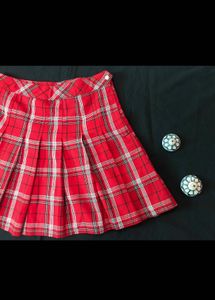 H&amp;M Red Pleated Skarter Skirt