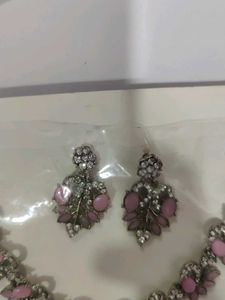 Necklace &amp; Earring Set