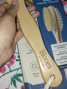 Exfoliating Bath Brush