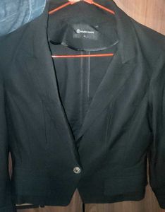 Black Cropped Blazer