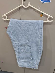 Levis jeans