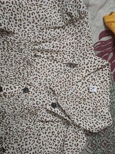 Chic Cutout Crop Top