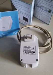 Boost wifi signal - Aztec WL559E wifi range extender WAP bridge 300mbps