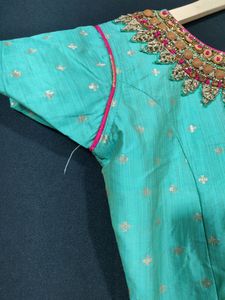 Women Green And Pink Kurti With Pant