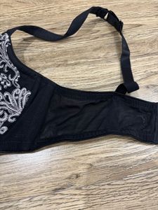 Elegant Black Bra at 85% off