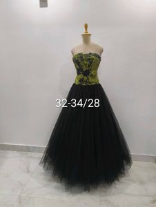 Elegant Green &amp; Black Gown