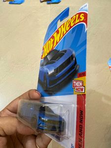 Hot Wheels: Mustang Dark Horse &amp; Bone Shaker