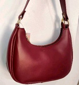Chic Maroon Shoulder Bag
