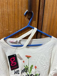 Trendy Graphic Print Top