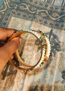 Pearl &amp; Gold Bangle Set
